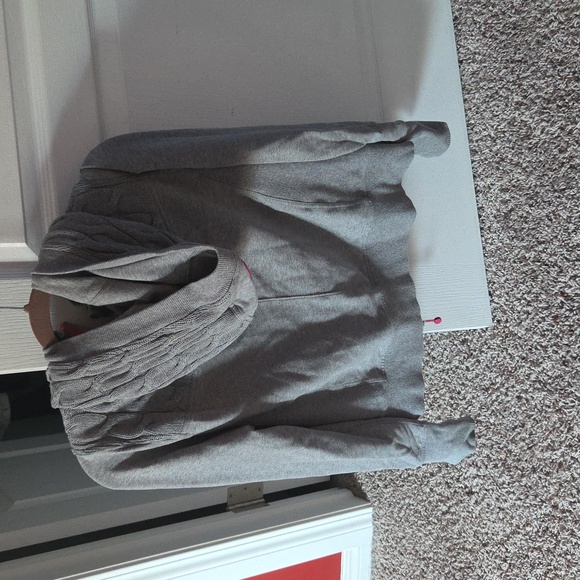 3 For 20$ Lululemon Sweater Size 10 - Picture 4 of 6